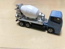 トミカ 日産 ディーゼル クオン 日産ディーゼル ミニカー TOMICA NISSAN DIESEL No.31 QUON TOMY ミキサー車 トラック　おもちゃ　玩具_画像4