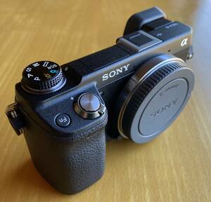 ☆SONY NEX-6 ボディ　ショット数3,237　完動品　極上美品