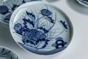 [...] Seto blue and white ceramics . flower .. writing six size plate 8 customer Meiji era D557 loose sale possibility old fine art antique old . Japan cooking charge .. stone Japanese-style tableware 