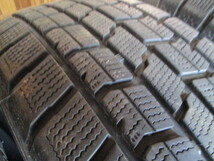 【送料無料】 中古グッドイヤー　ICE NAVI7　　 215/65R16　　　4本_画像3