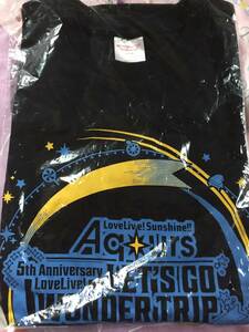 ラブライブ!サンシャイン!! Aqours 5th Anniversary LoveLive!～LET’S GO WONDER TRIP～ ロゴ Tシャツ ネイビー フリーサイズ