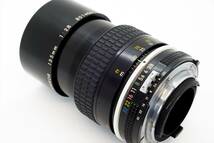 【極美品】**実写確認済み ニコン Ai Nikkor 135mm f2.8 オールドレンズ カビ くもりなく綺麗な光学 高級単焦点レンズ MF Nikon**_画像2