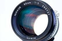 【未使用級】実写確認済み ニコン Ai-s Nikkor 85mm F2S オールドレンズ カビ くもりなく綺麗な光学 ポートレート 高級単焦点レンズ_画像2