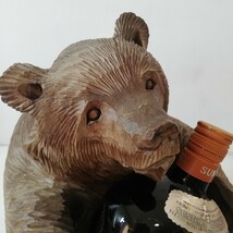1970s～1980s SUNTORY サントリー オールド ウイスキー 特級 700ml 空瓶 & 木彫りの熊 ボトルホルダー 31cm [彫刻 木工芸品 昭和期 置物 ]_画像9