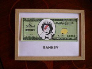 Art hand Auction 送料無料★バンクシー Banksy 100ドル ★真作保証★キャンバス生地★サインあり★Dismalandディズマランドの入場チケットあり82, 美術品, 絵画, アクリル, ガッシュ