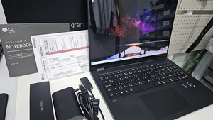 超美品、LG gram 16T90P-KA78J、i7（11世代）、メモリ16G、SSD2テラ、おまけつき