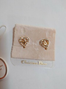 Christian Dior　クリスチャン・ディオール　美品　イヤリング　ハート　ゴールド色　ラインストーン