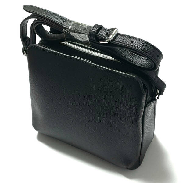 22SS新品★GUジーユーBOX MINI SHOULDER BAGボックス ミニショルダーバッグBLACK鞄UNIQLOレザータッチ素材BAGフェイクレザーUNIQLO24SS