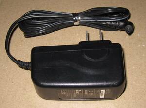 ELECOM AC adapter ADP30-001 / CS12F050200FJ (5V 2A) 3.5mm×1.35mm