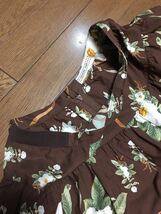 【カネコイサオ】茶色　被せ3段　花柄スカート _画像3