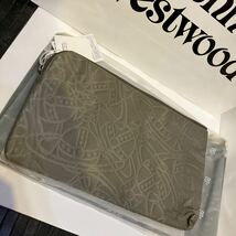 送料込●新品●価22000 Vivienne Westwood タブレットPCケース A 小物入れ 横36×縦21cm オーブ柄 グレー ヴィヴィアンウエストウッド_画像8