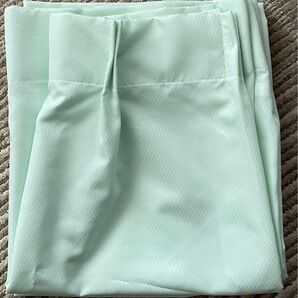 100×153の防炎カーテン2枚組