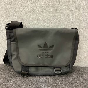 ★【売り切り】adidasアディダス メッセンジャーバッグ 