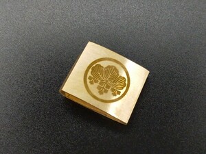 HD03　はばき　五三の桐の図　銅製　彫刻　金工　ハバキ　日本刀装具　刀剣美術　現代品