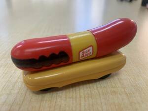 Hot Wheels OSCAR MAYER WIENERMOBILE オスカーマイヤー ウインナーモービル おまけ2個 ジャンク