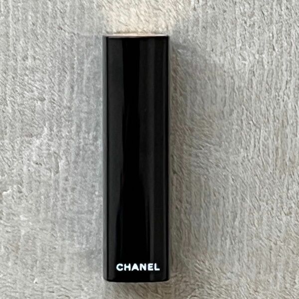 CHANEL シャネルルージュ アリュール ヴェルヴェット 72 アンフラローズ