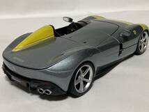 1/18 Maisto Ferrari MONZA SP-1 シングルシート　　美品　同梱不可_画像3