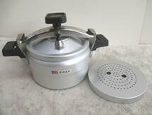 RIKEN 理研　家庭用 圧力なべ 圧力鍋 4.7L　調理器具 両手鍋 使用圧0.8kg_画像1