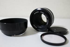 ニコン Nikon Nikkor 50mm f1.4 メタルフード付き(HS-9)