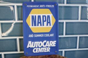 新品　NAPA AUTO PARTS ナパ　メタルサイン　エンボス看板　世田谷ベース アメリカ USA　ガレージ　アメ車　USDM