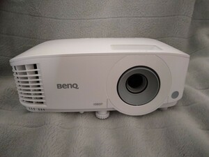 BENQ MH560 DLPプロジェクター フルHD(1920×1080) 3800lm 20000:1 2.3kg スピーカー・プロジェクターバッグ