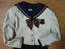 岡山県[岡山南高等学校]　女子制服　160A　冬服上下・白ベスト　卒業生保管品 President　3点セット_画像2