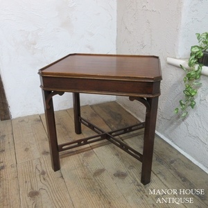 イギリス アンティーク 家具 サイドテーブル 飾り棚 店舗什器 木製 マホガニー 英国 SMALLTABLE 6450d