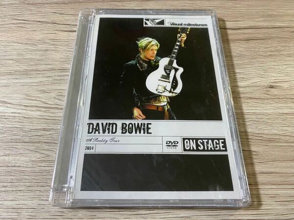 新品未開封　希少　入手困難盤　DVD David Bowie David Bowie: A Reality Tour 輸入盤　On stage 送料無料