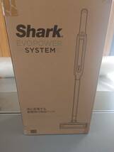 新品 シャーク Shark EVOPOWER SYSTEM コードレススティッククリーナー SharkNinja CS300JWH ホワイト_画像2