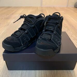 再々値下げ中！NIKE モアアップテンポ black volt