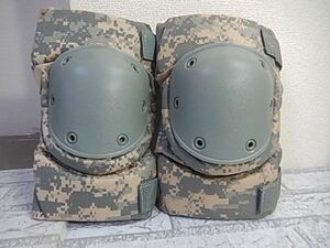 F46 未使用！極上品！サイズM ◆BIJAN（B.P.E）製 ACUカラー タクティカルニーパッド◆米軍◆サバゲー！自転車！バイク！