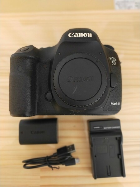 ★実用品★ カメラ Canon キャノン EOS 5D Mark III デジタル一眼レフ