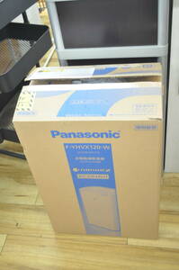A◎未使用品 Panasonic パナソニック 衣類乾燥除湿器 F-YHVX120-W