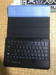 中古美品　KVAGO ブルートゥースキーボード　アイパッド　アイフォン　スマホに接続可能