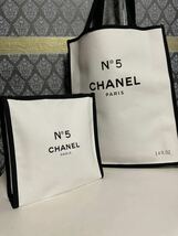 CHANEL シャネル　日曜日までの出品！！　トート　バッグ　NO5　ポーチ　セット　新品　未使用品　クラッチ　新品 入手困難_画像2