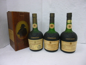 【M39412・39456・39465】未開栓 COURVOISIER クルボアジェ NAPOLEON ナポレオン COGNAC ブランデー 3本 おまとめ 700ml 40%