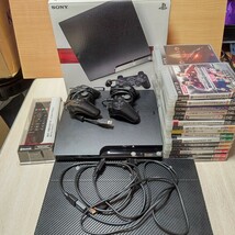 SONY プレイステーション3CECH-2000A ブラック本体一式＋モバイルディスプレイ＋中古ソフト30本セット 動作品_画像1