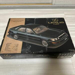 プラモデル LEXUS LS400 1/24スケール