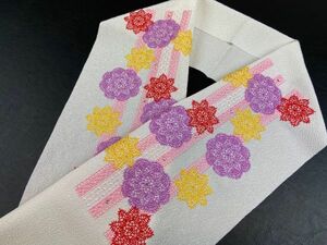 ▼三作▼送料無料　税込即決　豪華刺繍　ちりめん半衿　Ｄ254