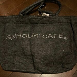 新品未使用品/ビジュー付きSOHOLEM CAFEのトートバッグ