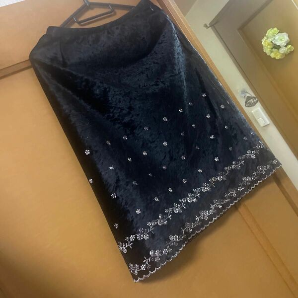 ルイシャンタン　スカート ベルベット花刺繍