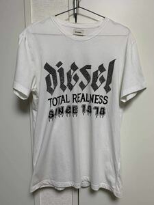 ディーゼル　DIESEL フロントラインストーンロゴTシャツ