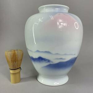 深川製磁 官窯染付 赤富士 宮内庁御用達 花瓶 花器 飾り壺