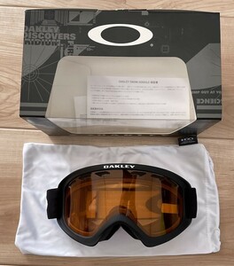 ●未使用品 OAKLEY オークリー スノーボード ゴーグル 黒●