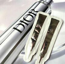 新品未使用　今月入手　DIOR ディオールカプチュールトータルヒアルショット サンプル　2包セット_画像4