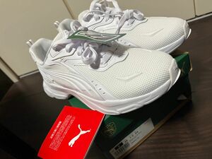 PUMA ウィメンズ フィロックス スニーカー　プーマ　24cm