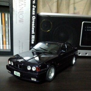 完成品　フジミ　BMW 535i 1988年式　ダークブルー