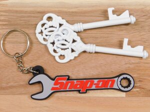 【Snap-on・スナップオン】※《企業ロゴ・ラバーキーホルダー》　アメリカン雑貨　キーリング　RC051