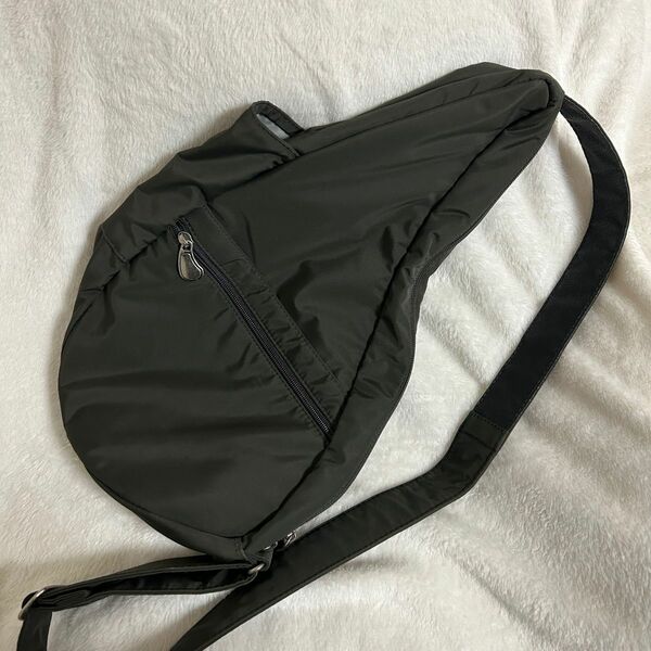 BAGGU★バグー★ショルダーバッグ★ボディバッグ★ナイロン★灰深緑系★美品