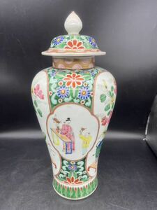 R060117020沈香壺 中国美術 色絵 飾壷 置物 飾壺 花瓶